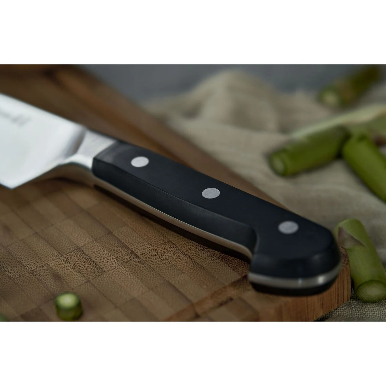 Zwilling - Pro 7" Chef's Knife 6 Zwilling - Pro 7" Chef's Knife - Image 6