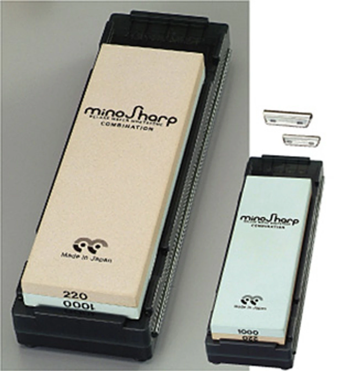 Global - Mino Sharp Deluxe Combination Ceramic Whetstone Kit With Case & Guide Rails (220 & 1000 Grit) - 471 3 Global - Mino Sharp Deluxe Combination Ceramic Whetstone Kit With Case & Guide Rails (220 & 1000 Grit) - 471 - Image 3