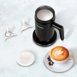 Cuisinart - Milk Frother -Kitchen Supplies Store NzowNjg0NTkyNzg0MzI6aW1hZ2U6ZW4tQ0E6Zm91cnRo 82483.1667418654