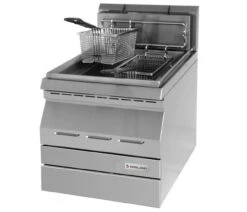 Garland - Designer Series 15 Lb Liquid Propane Countertop Fryer - GD-15F